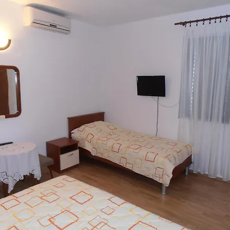 With A Parking Space Baska Voda, Makarska - 2609 Apartment